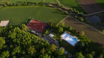 Schwimmbad Grafenwisen - Rasenmähroboter